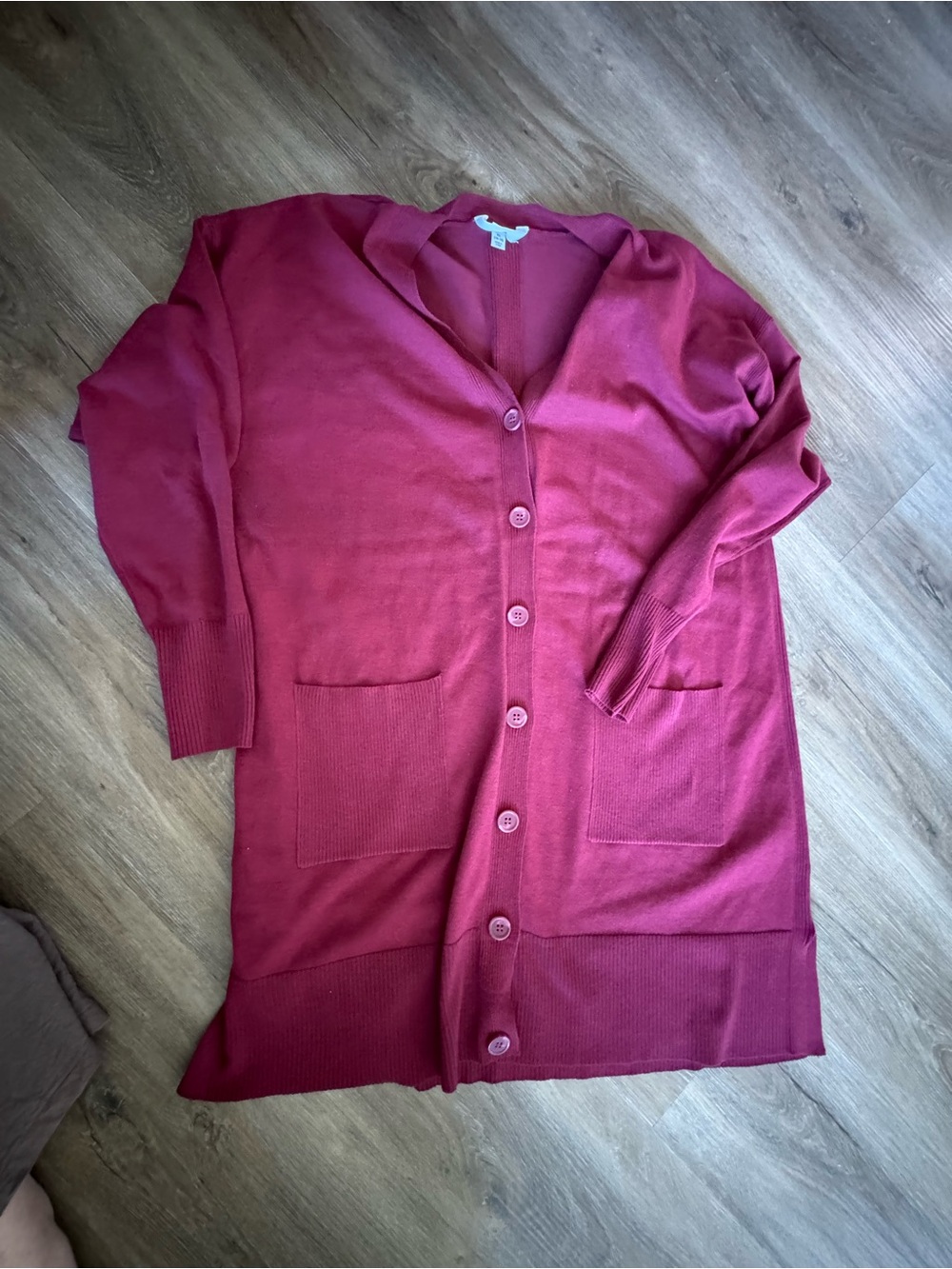 Women’s XL Long Button-Front Cardigan Sweater in Berry